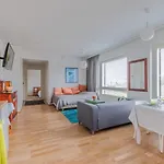 Close To Center And Naesijaervi - Free Parking, Ac, And Two Double Beds Tampere