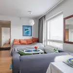 Close To Center And Naesijaervi - Free Parking, Ac, And Two Double Beds