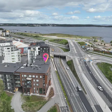 Apartment Close To Center And Naesijaervi - Free Parking, Ac, And Two Double Beds